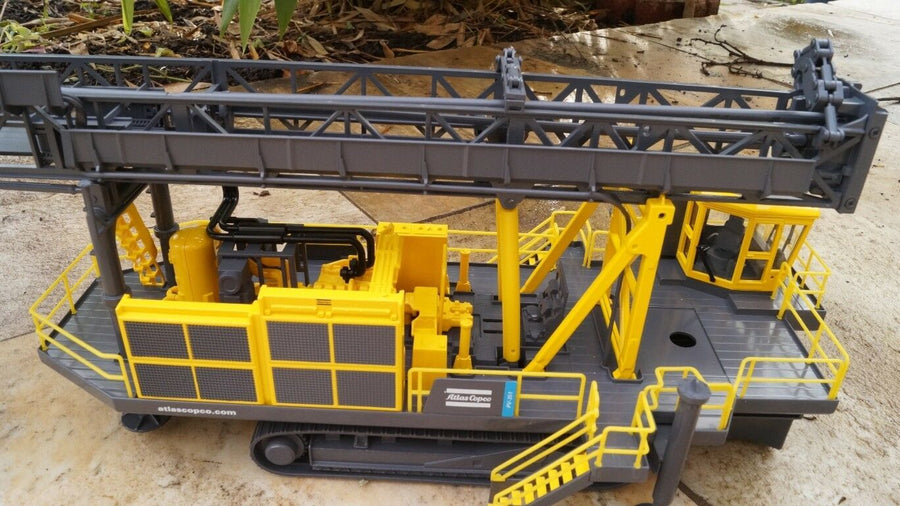 AMP53 Perforadora Atlas Copco Pit Viper 351 Escala 1:50 - KATZER