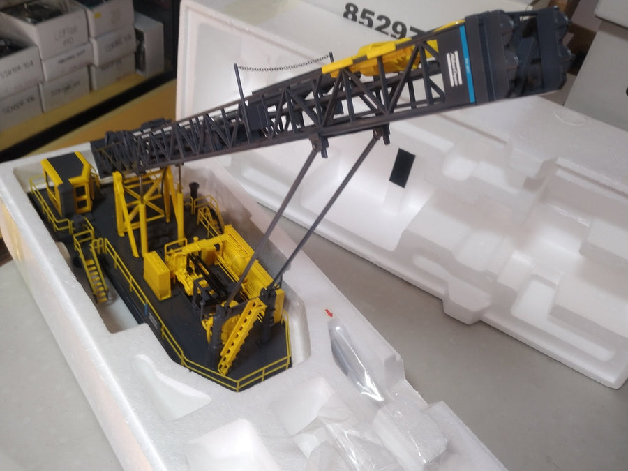 AMP53 Perforadora Atlas Copco Pit Viper 351 Escala 1:50 - KATZER