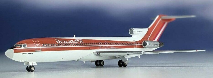 AV1307 Avión Comercial Boeing 727-200 Faucet Escala 1:200 - KATZER