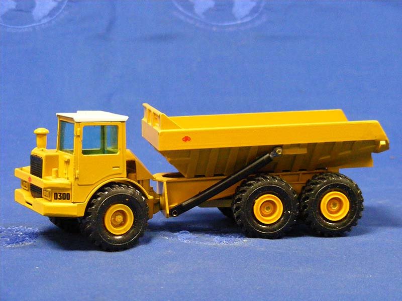 Camión Articulado DJB D300 Escala 1:50 (Modelo Descontinuado) - KATZER