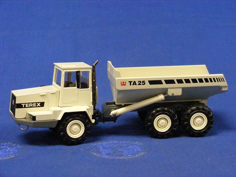 Camión Articulado Terex TA25 Escala 1:50 (Modelo Descontinuado) - KATZER