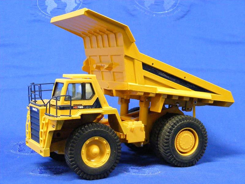 Camión Minero Komatsu HD785 Escala 1:45 (Modelo Descontinuado) - KATZER