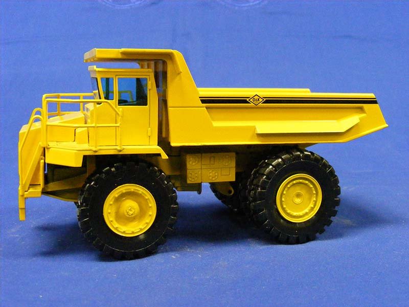 Camión Minero O&K K40 Escala 1:40 (Modelo Descontinuado) - KATZER