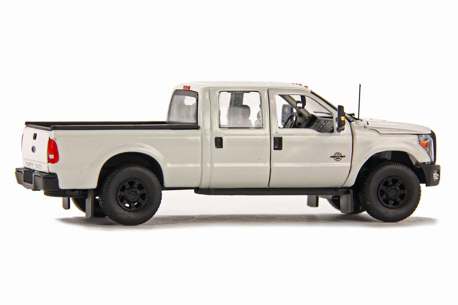 Camioneta Pickup Ford F250 2 en 1 Con Cabina Crew 6 Ft Bed & Cabina Super 8 Ft Bed - Blanco (Modelo Descontinuado) - KATZER