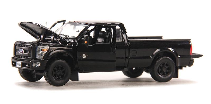 Camioneta Pickup Ford F250 XLT Con Cabina Super Crew Negra (Modelo Descontinuado) - KATZER