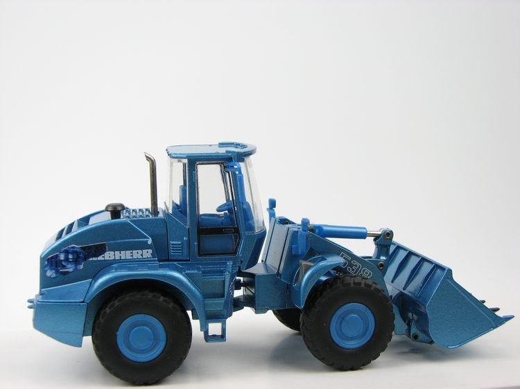 Cargador De Ruedas Liebherr L538 Escala 1:50 (Modelo Descontinuado) - KATZER