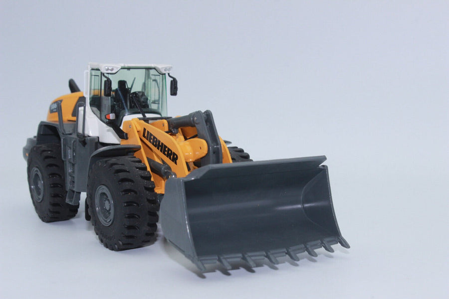 Cargador De Ruedas Liebherr L586 - 4 Escala 1:50 (Pre - Venta) - KATZER