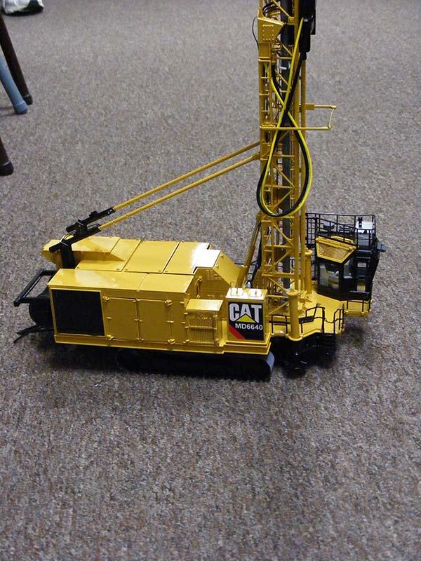 CUS31 Perforadora Caterpillar MD6640 Escala 1:50 - KATZER