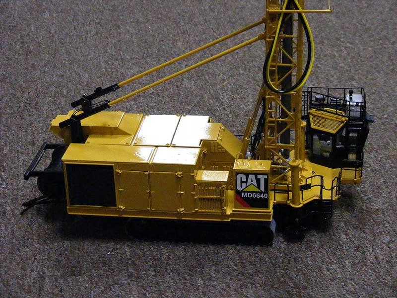 CUS31 Perforadora Caterpillar MD6640 Escala 1:50 - KATZER