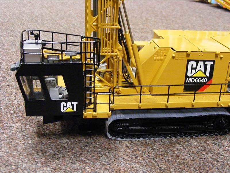 CUS31 Perforadora Caterpillar MD6640 Escala 1:50 - KATZER