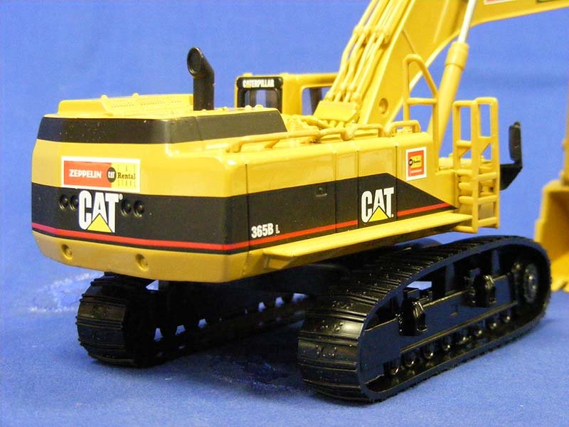 Excavadora De Orugas 365B Escala 1:50 - KATZER
