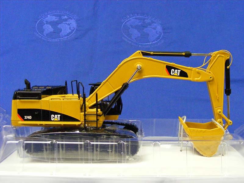 Excavadora De Orugas 374D Escala 1:50 (Modelo Descontinuado) - KATZER