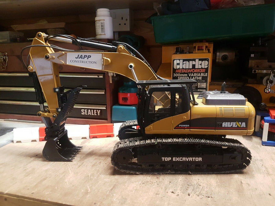 Excavadora De Orugas Huina Control Remoto Huina Escala 1:14 - KATZER