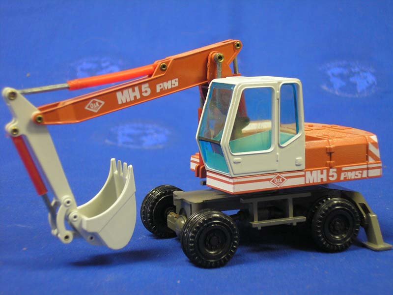 Excavadora De Ruedas O&K MH5 Escala 1:50 (Modelo Descontinuado) - KATZER