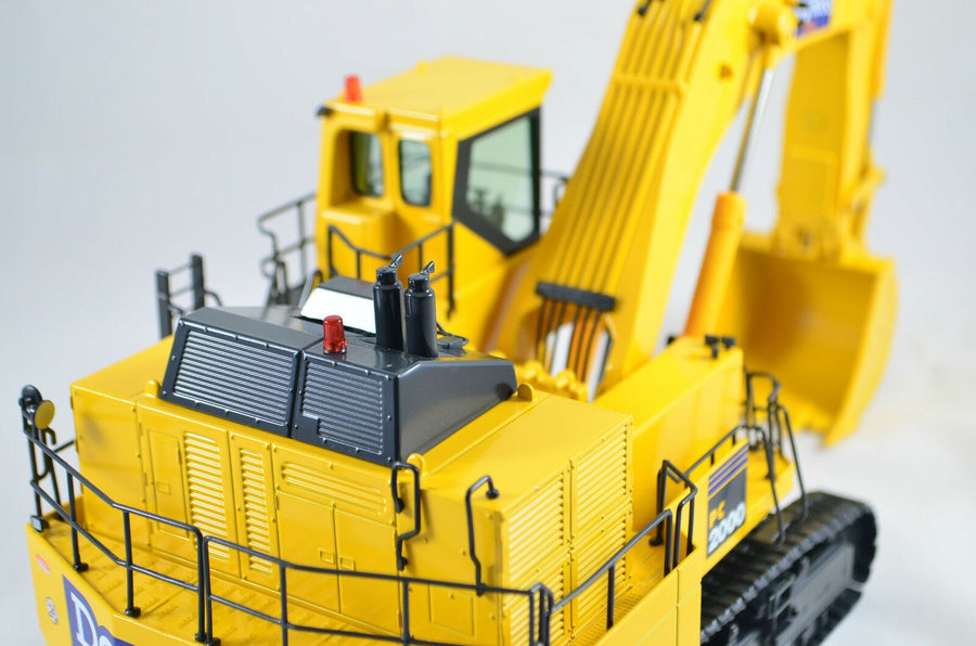 Excavadora Komatsu PC2000-8 Escala 1:50 (Modelo Descontinuado) - KATZER