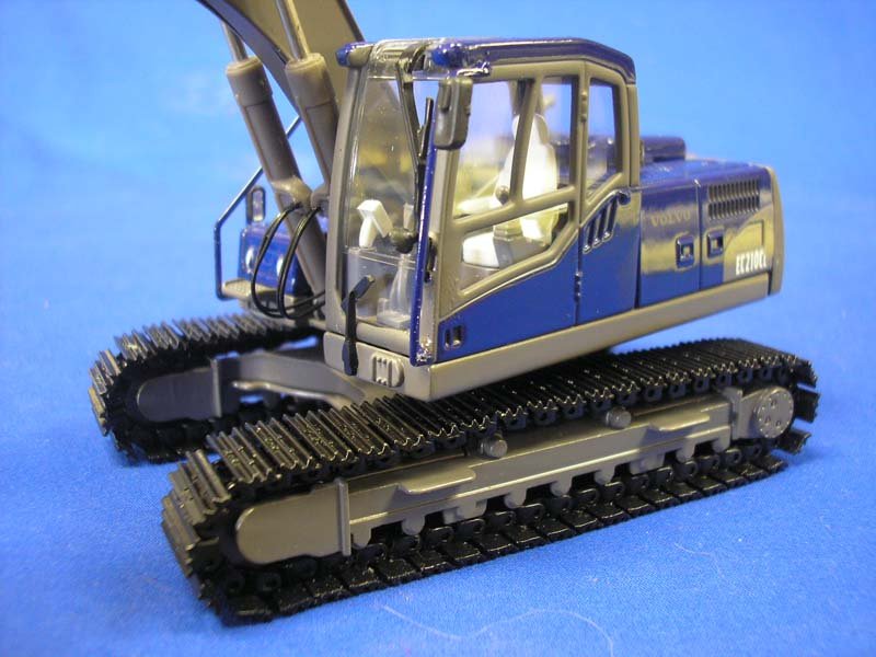 Excavadora Volvo EC210C Escala 1:50 (Modelo Descontinuado) - KATZER