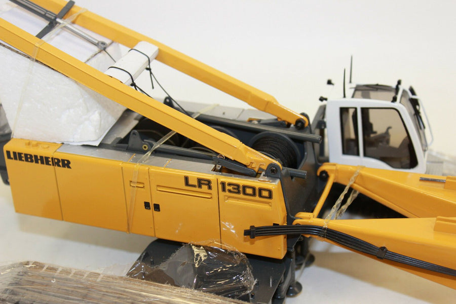 Grúa De Oruga Liebherr LR 1300 Escala 1:50 - KATZER