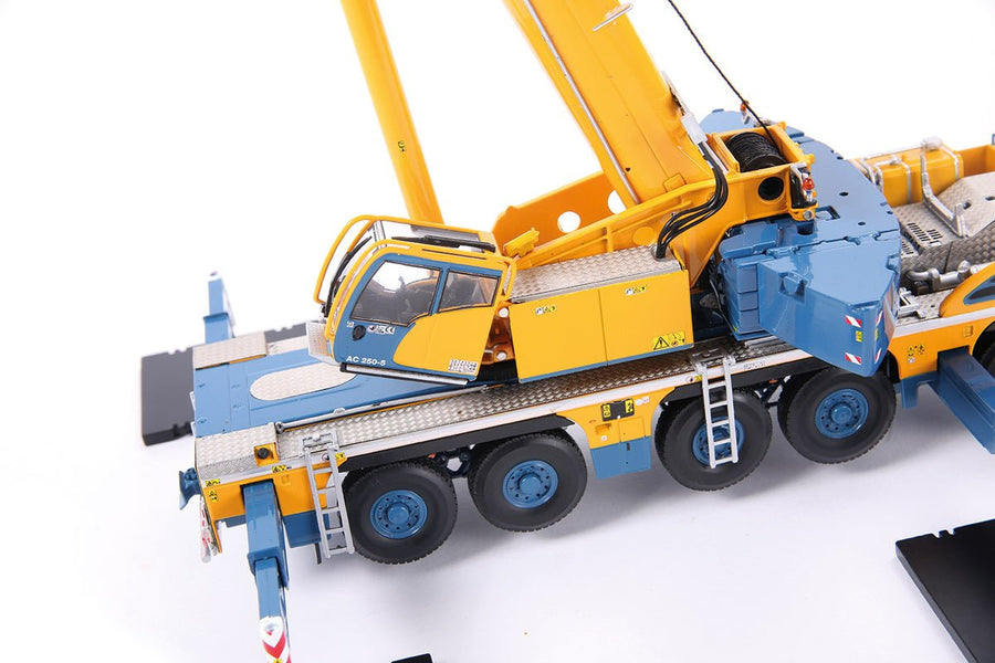 Grúa Móvil Demag AC250-5 Escala 1:50 - KATZER