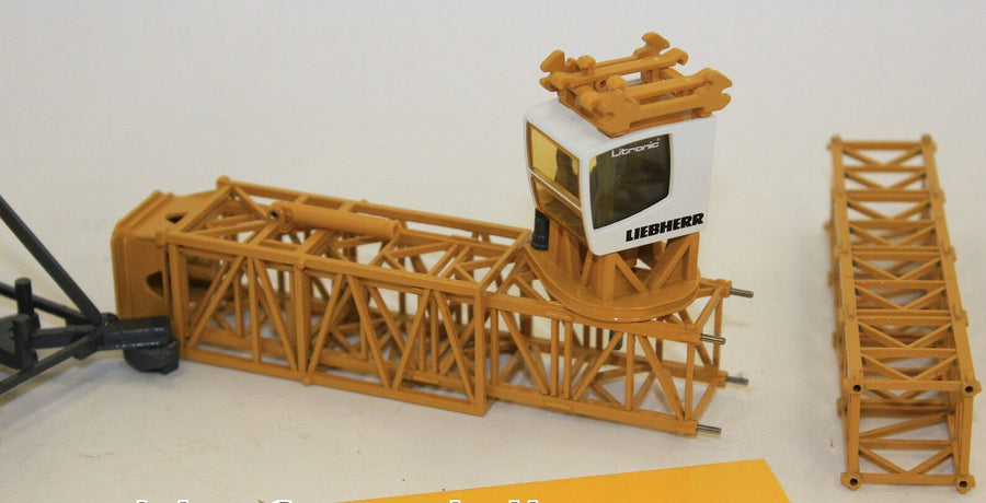Grúa Torre Liebherr 112 EC-H 8 Escala 1:87 - KATZER