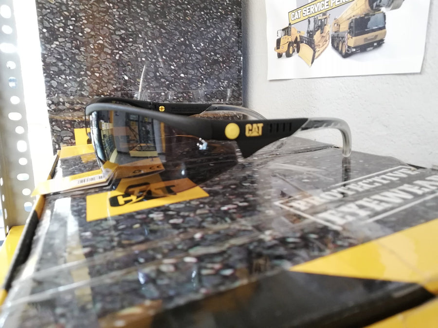 Lentes de Seguridad Cat Digger 104 Protección UV Negro - KATZER