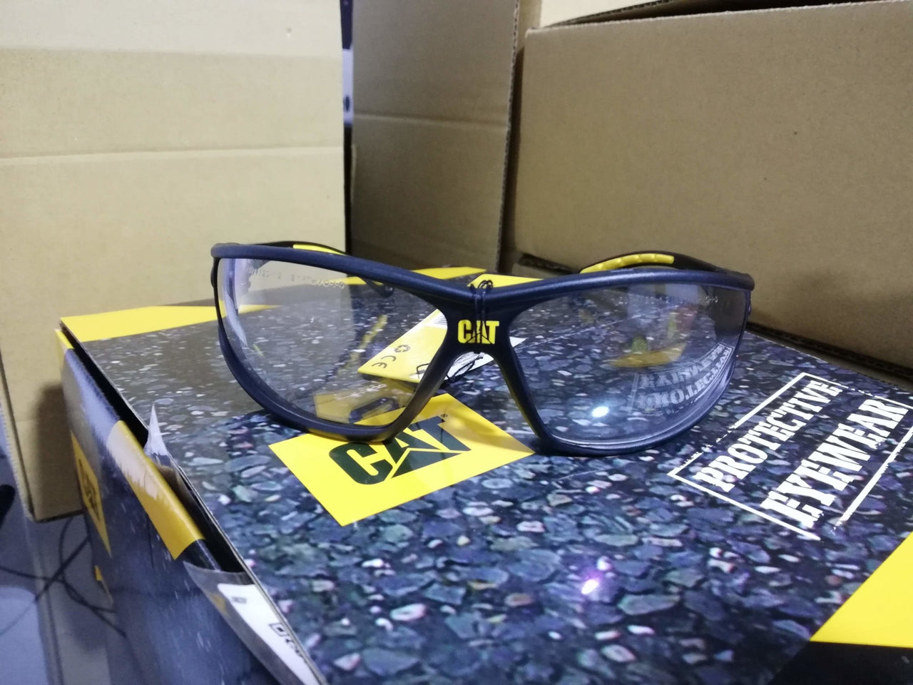 Lentes de Seguridad Cat Tread 100 Protección UV Transparente - KATZER