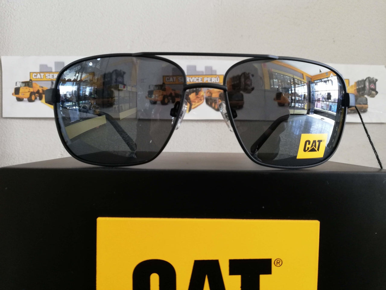 Lentes De Sol Cat Aerator 004P Lunas Negras Polarizadas - KATZER