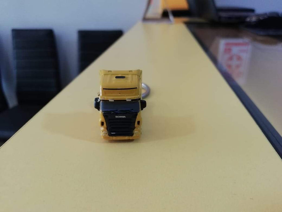 Llavero Cabina Scania R620 Amarillo - UH5530 - KATZER