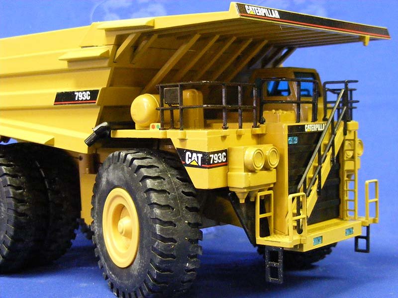 NZG403Y Camión Minero Cat 793C Escala 1:50 - KATZER