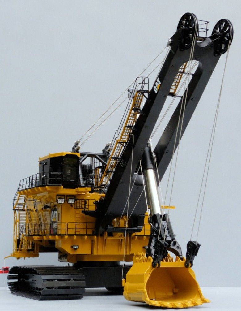 Pala Minera Cat 7495 HF Escala 1:50 (Modelo Descontinuado) - KATZER