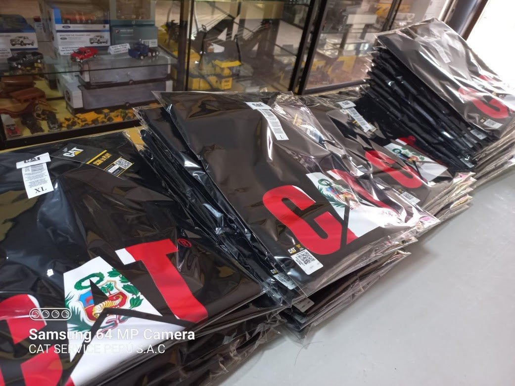 Polo Cat Negro - Perú (Edición Limitada) - KATZER