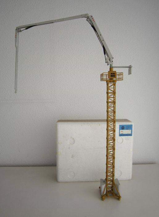 Putzmeister Pump Tower Escala 1:50 (Modelo Descontinuado) - KATZER