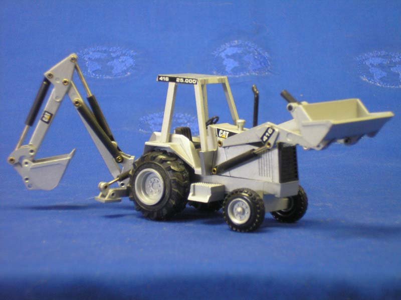 Retroexcavadora 416 Escala 1:50 (Modelo Descontinuado) - KATZER