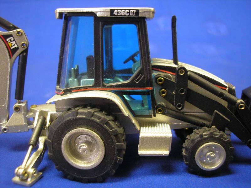 Retroexcavadora 436C Escala 1:50 (Modelo Descontinuado) - KATZER