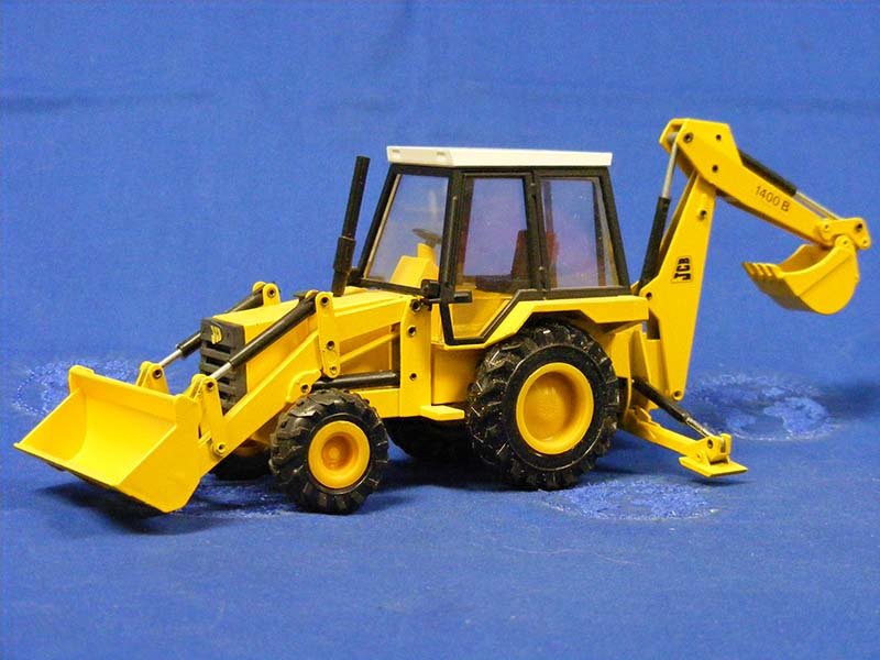 Retroexcavadora JCB 1400B Escala 1:35 (Modelo Descontinuado) - KATZER