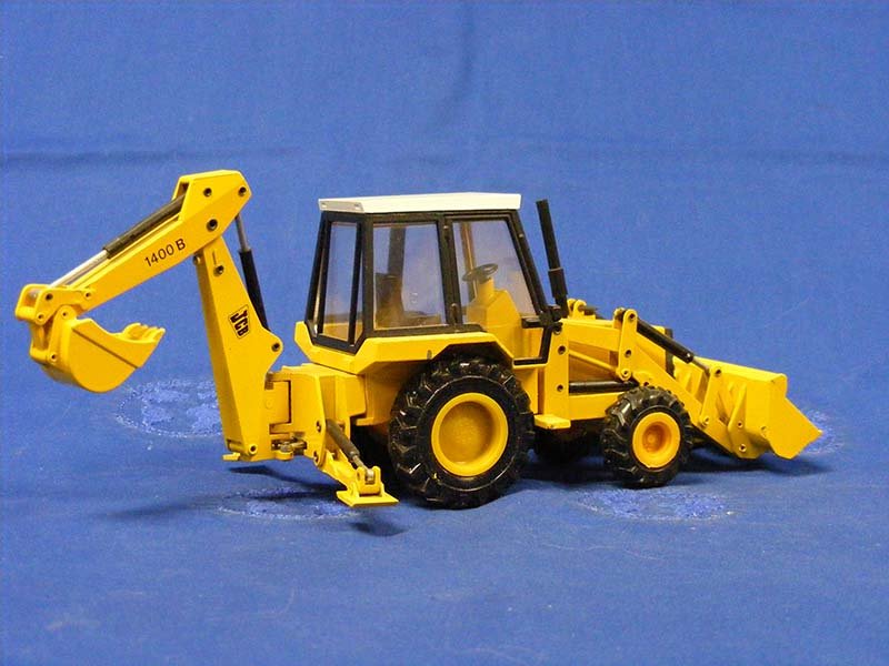 Retroexcavadora JCB 1400B Escala 1:35 (Modelo Descontinuado) - KATZER