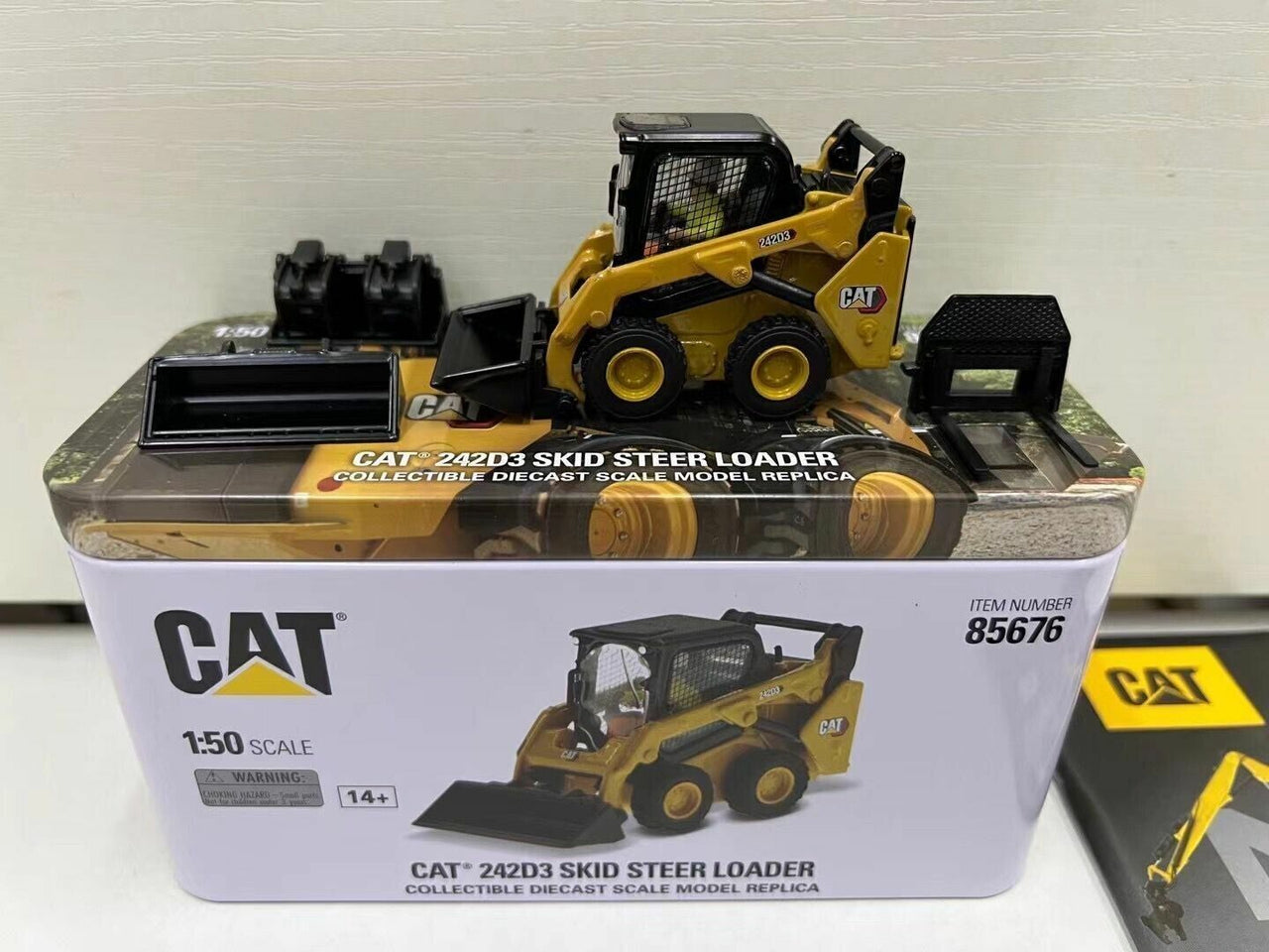 Minicargador  242D3 Escala 1:50