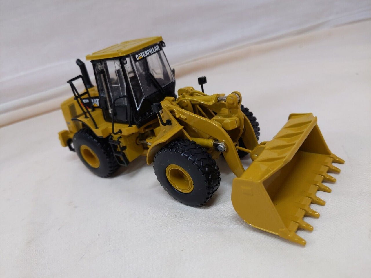 Cargador De Ruedas  950H Escala 1:50 (Modelo Descontinuado)