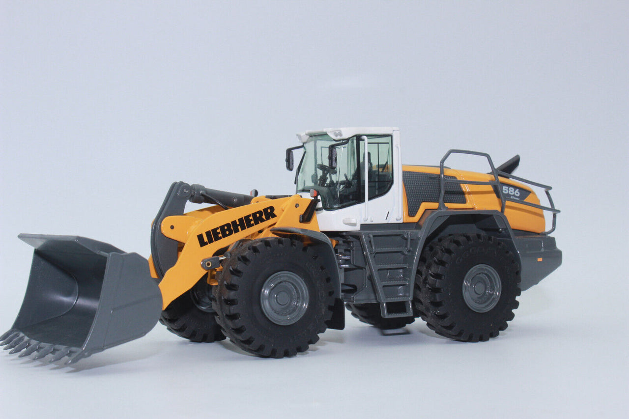 Cargador De Ruedas Liebherr L586-4 Escala 1:50 (Pre - Venta)