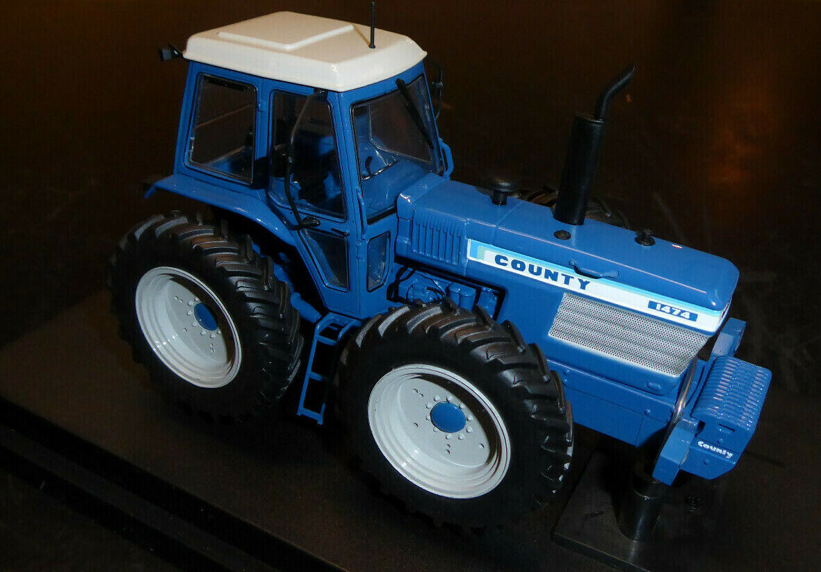 Tractor Agrícola Ford County 1474 Escala 1:32