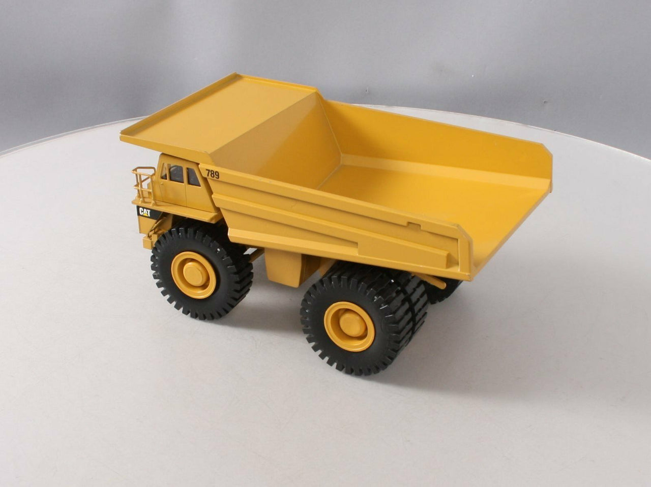 Mining Truck 789 Scale 1:50 (Discontinued Model)