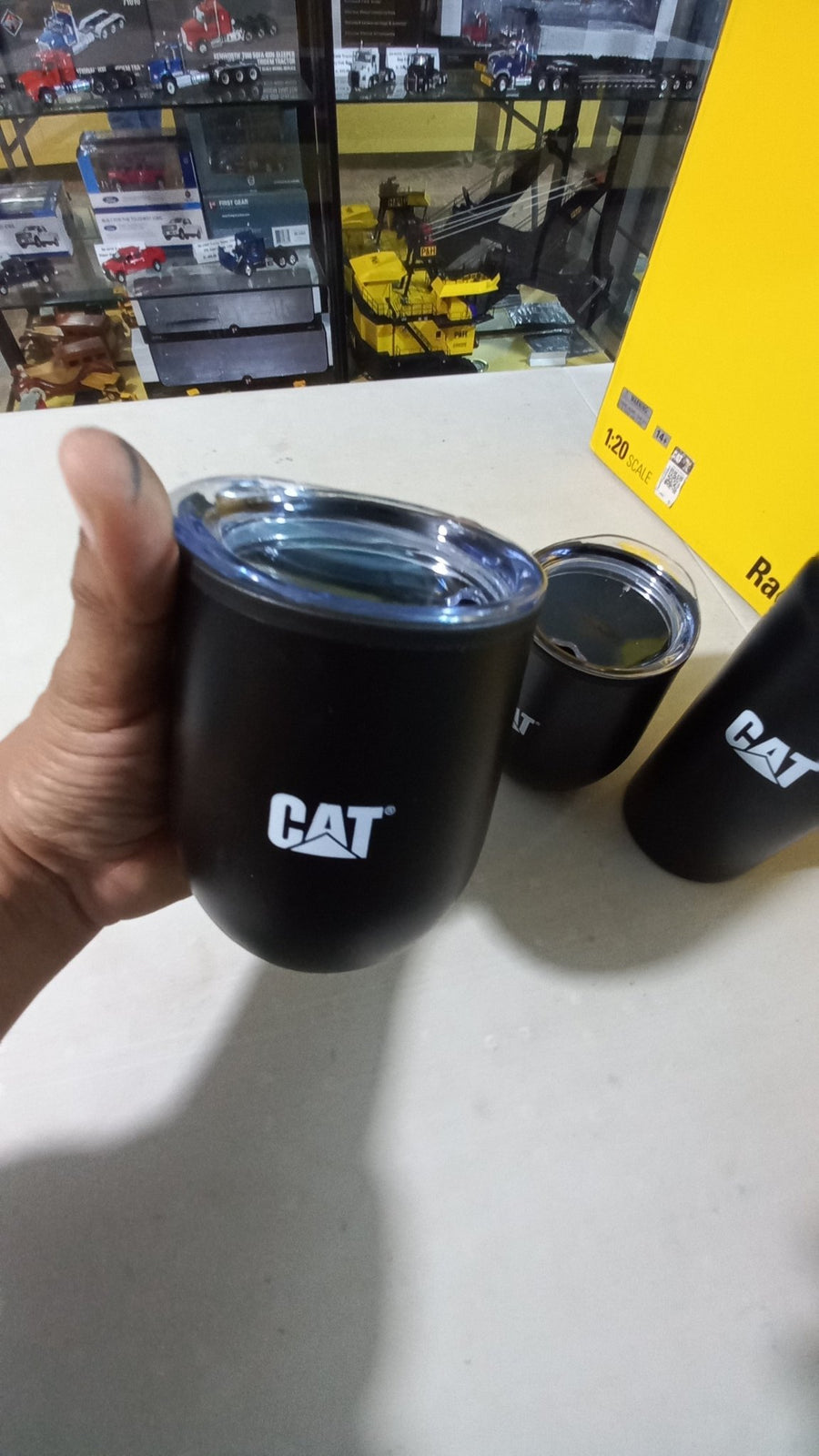 Set de Tomatodo Caterpillar con Tazas - KATZER