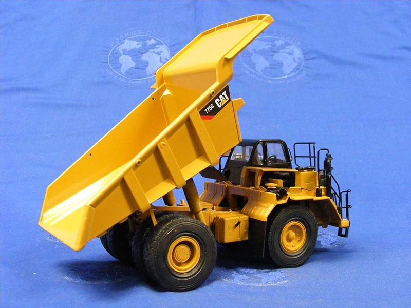 TR30002 Camión Minero Cat 775G Escala 1:50 (Modelo Descontinuado) - KATZER