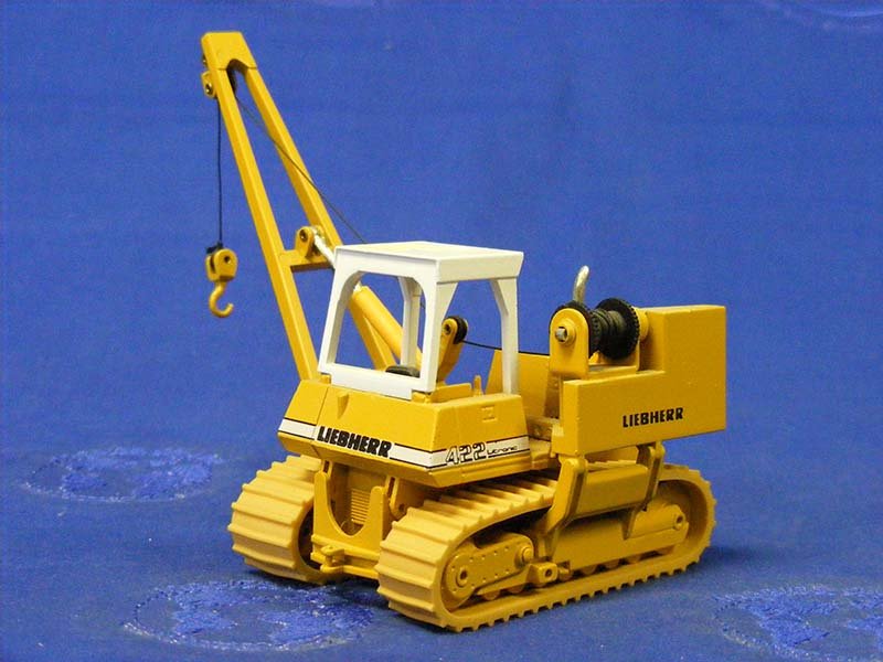 Tractor Tiende Tubos Liebherr RL422 Escala 1:50 (Modelo Descontinuado) - KATZER