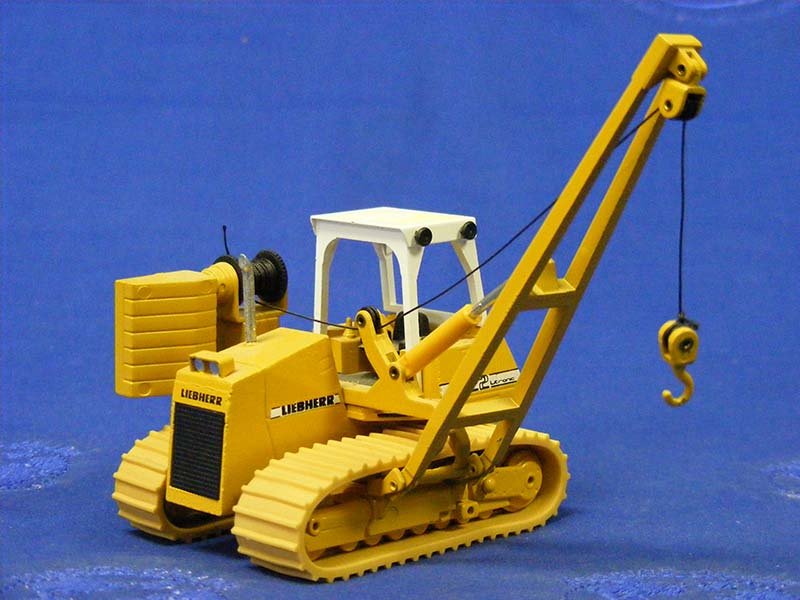 Tractor Tiende Tubos Liebherr RL422 Escala 1:50 (Modelo Descontinuado) - KATZER