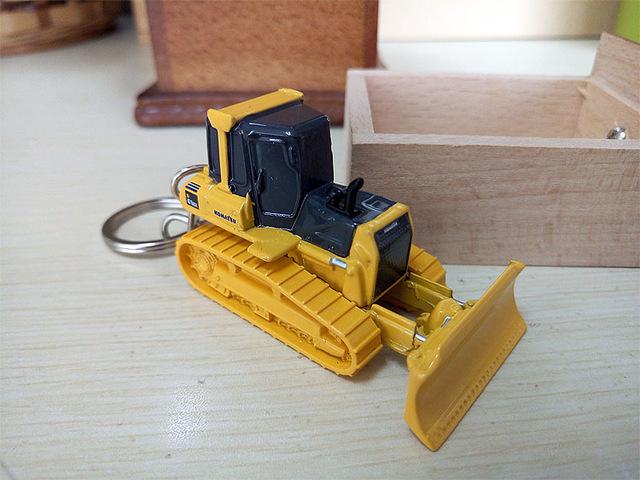 UH-5524 Llavero Tractor Komatsu D61 EX - KATZER