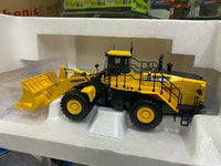 Thumbnail for UH8127 Cargador De Ruedas Komatsu WA600-8 Escala 1:50 - KATZER