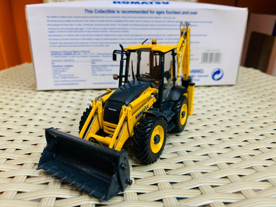 UH8139 Retroexcavadora Komatsu WB97S-8 Escala 1:50 - KATZER