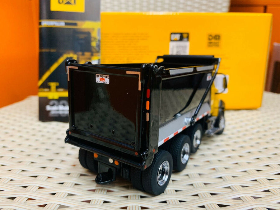 Volquete CT660 SBFA Escala 1:50 - KATZER